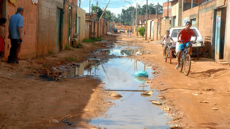 Levante Ideias - Esgoto saneamento básico
