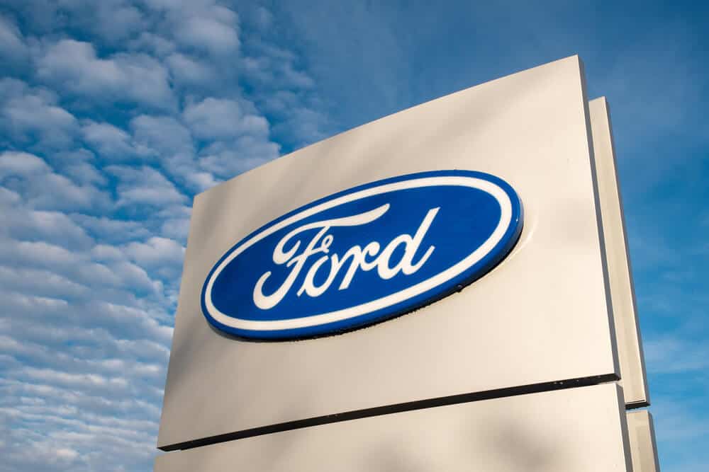 Logo Ford - E Eu Com Isso - Levante