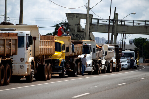 Levante Ideias - Caminhoneiros